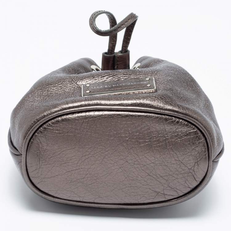 Pre Owned Marc By Marc Jacobs Brown Metallic Leather Mini Drawstring Bucket Bag