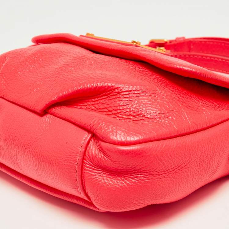 Pre Owned Marc by Marc Jacobs Neon Red Leather Classic Q Karlie Crossbody Bag
