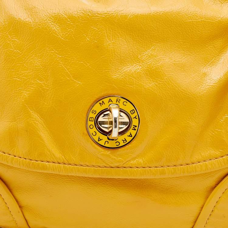Pre Owned Marc by Marc Jacobs Yellow Patent Leather Flap Messenger Bag