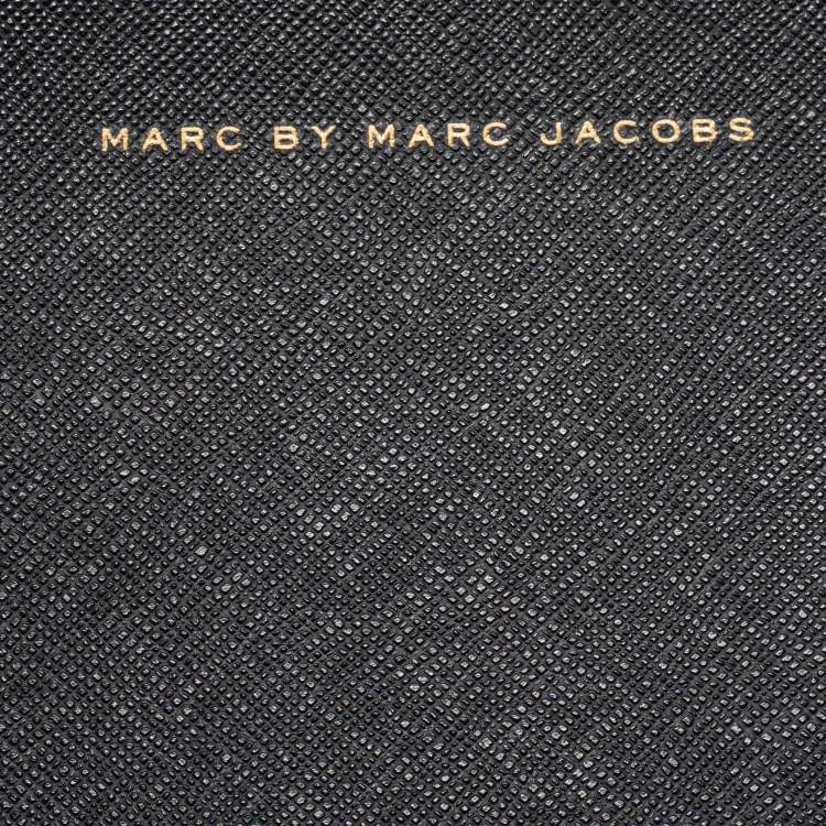 Pre Owned Marc by Marc Jacobs Black Leather Bucket Bag