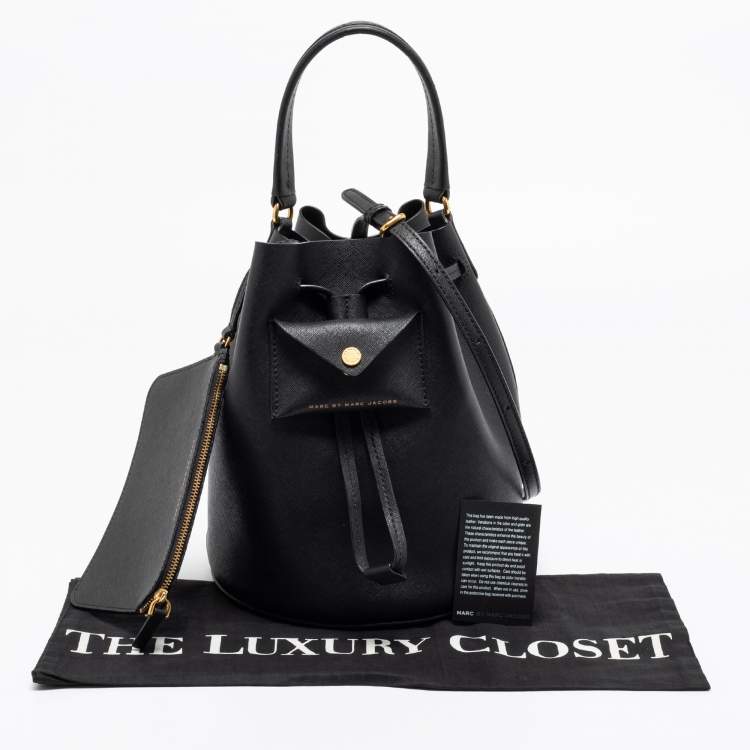 Pre Owned Marc by Marc Jacobs Black Leather Bucket Bag