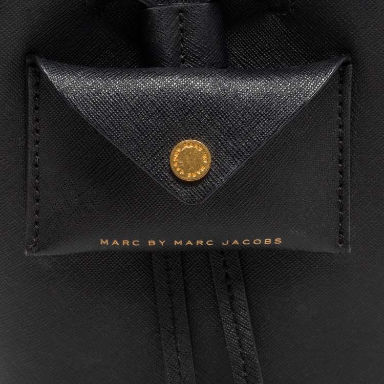 Pre Owned Marc by Marc Jacobs Black Leather Bucket Bag