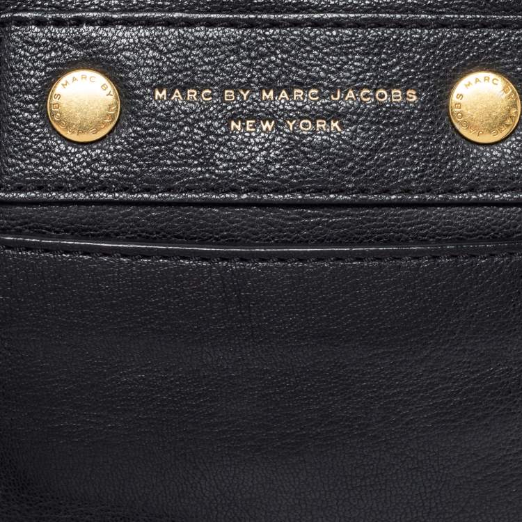 Pre Owned Marc by Marc Jacobs Black Preppy Leather Camera Bag