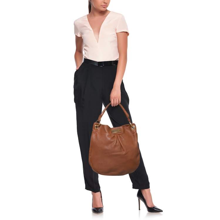 مملوكة مسبقًا Marc by Marc Jacobs Smoked Almond Leather Classic Q Hillier Hobo