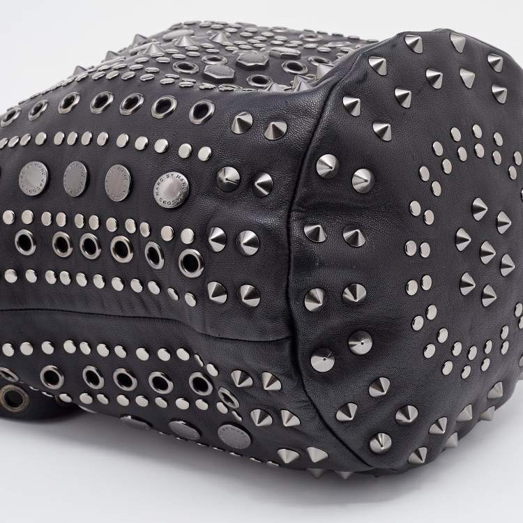 Pre Owned Marc by Marc Jacobs Black Leather Embellished Bucket Bag 