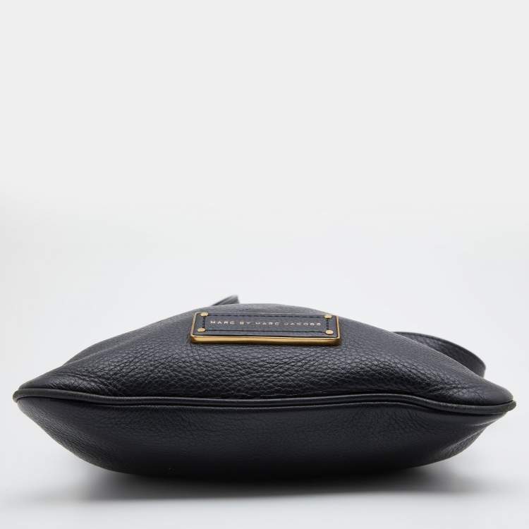 Pre Owned Marc by Marc Jacobs Black Leather Too Hot To Handle Sia Crossbody Bag