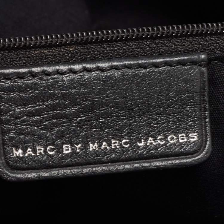 Pre Owned Marc by Marc Jacobs Black Leather Studded Fold Over Clutch