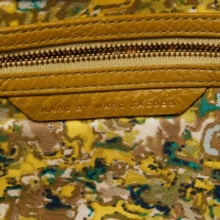 Pre Owned Marc by Marc Jacobs Tri Color Leather and Suede Belt Clutch