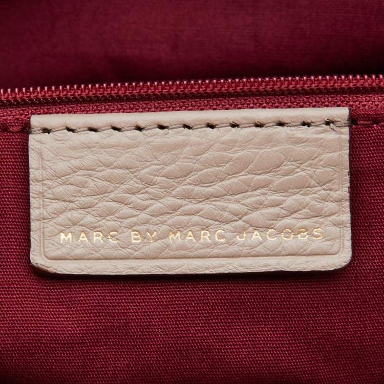 Pre Owned  Marc by Marc Jacobs Taupe Leather Classic Q Hillier Hobo