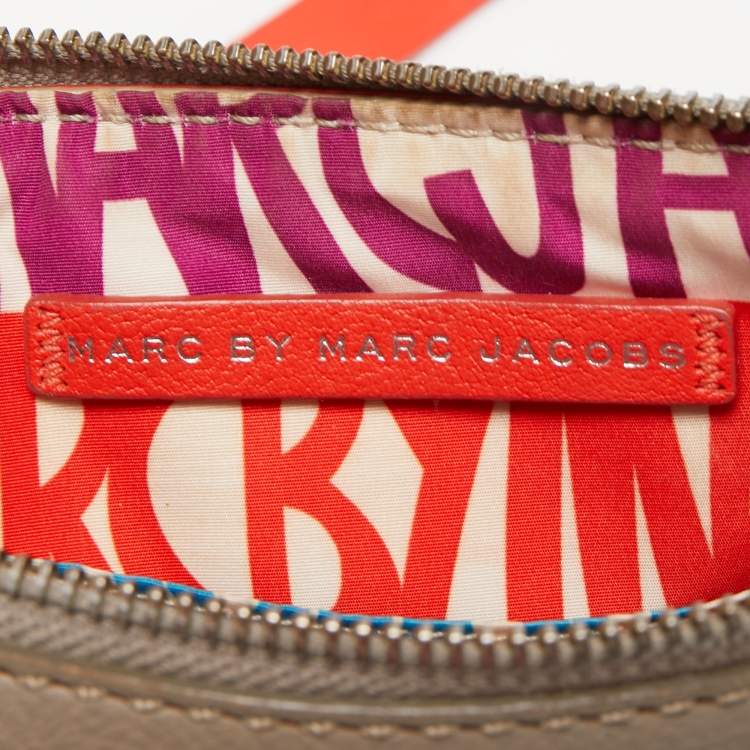 Pre Owned Marc by Marc Jacobs Grey/Red Leather Werdie Camera Crossbody Bag