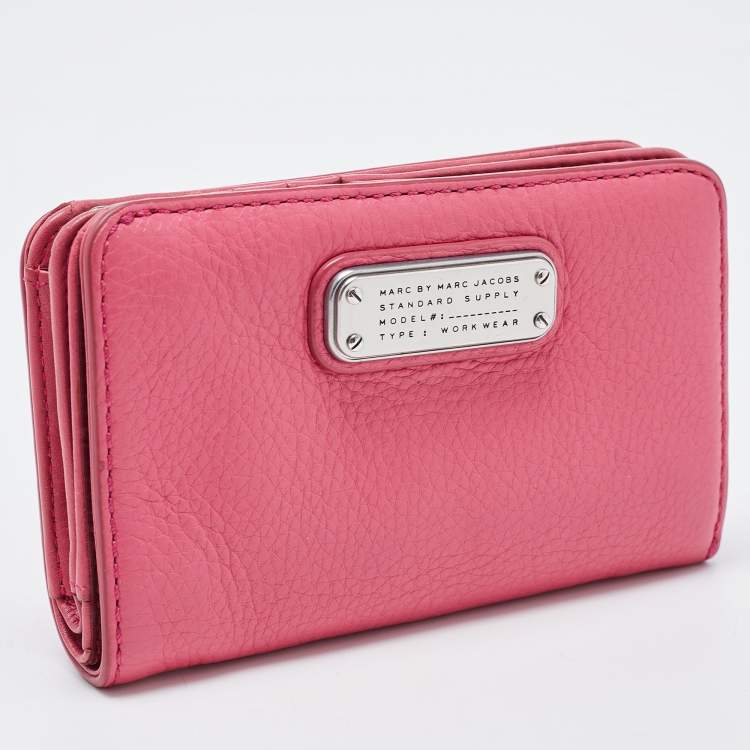 Pre Owned Marc by Marc Jacobs Pink Leather Zip Around Wallet