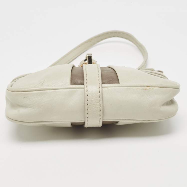 Pre Owned Marc By Marc Jacobs Off White Leather Padlock Charm Pochette Bag