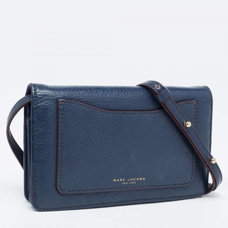 Pre Owned Marc Jacobs Navy Blue Leather Recruit Wallet on Strap