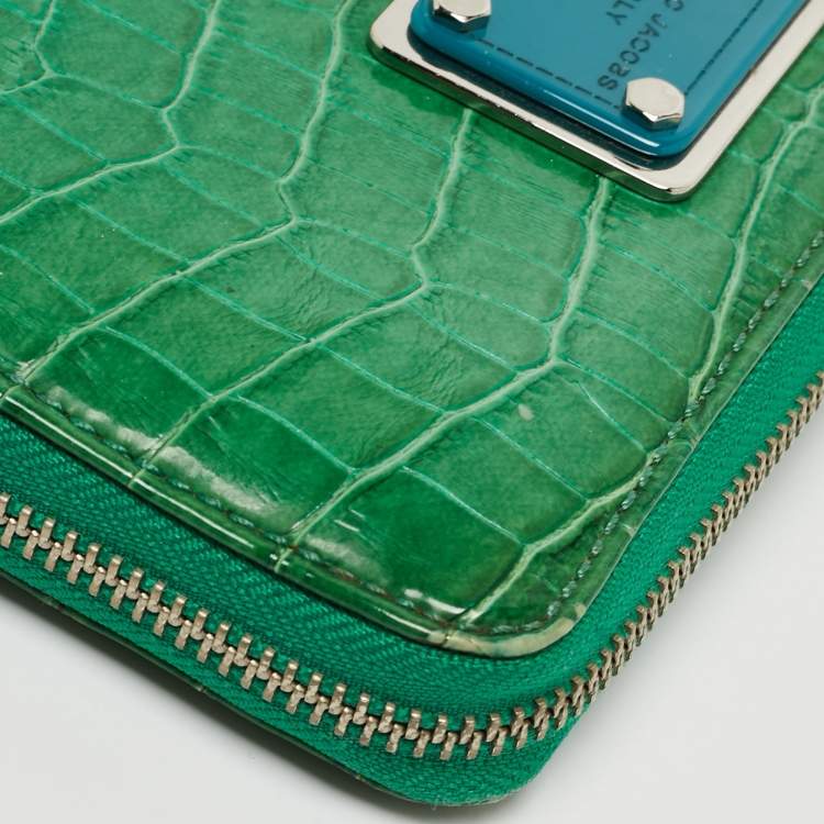 Pre Owned Marc by Marc Jacobs Green Croc Embossed Patent Leather Zip Around Wallet