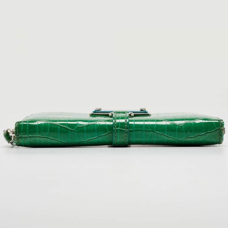 Pre Owned Marc by Marc Jacobs Green Croc Embossed Patent Leather Zip Around Wallet
