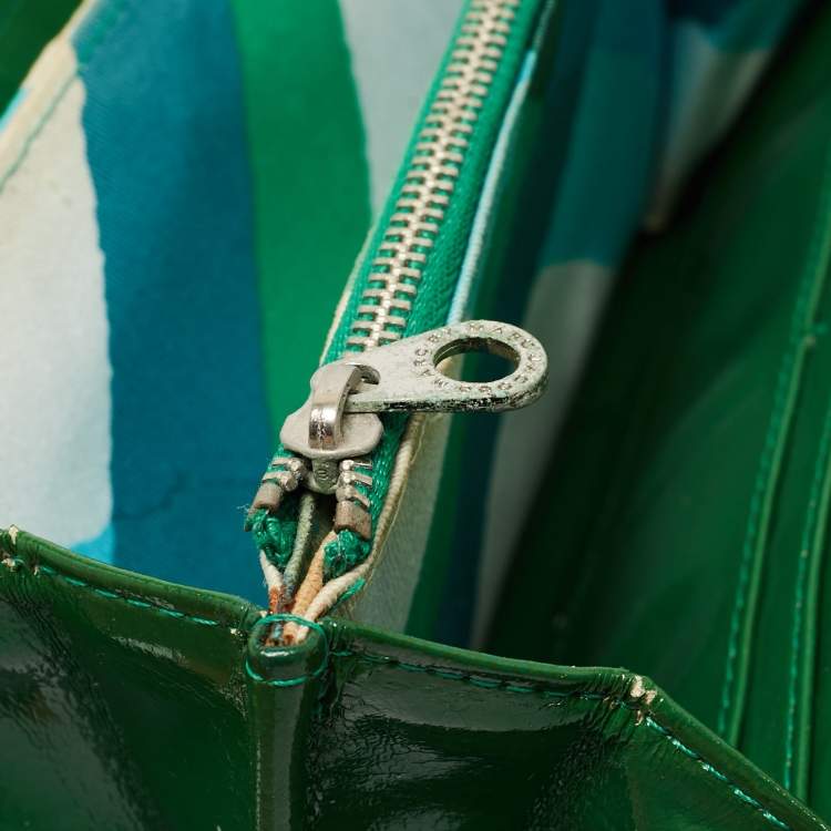 Pre Owned Marc by Marc Jacobs Green Croc Embossed Patent Leather Zip Around Wallet