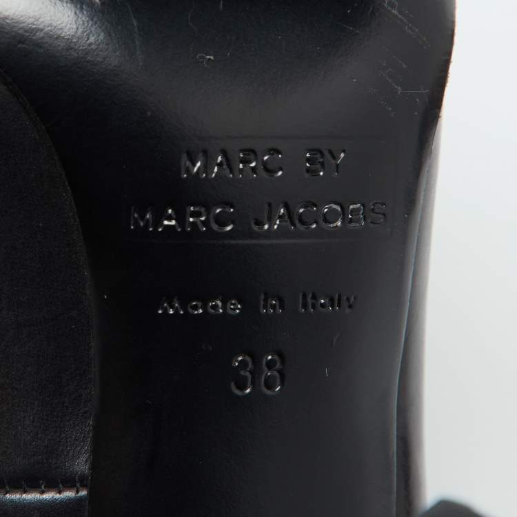 Pre Owned Marc by Marc Jacobs Black Leather Pumps Size 38