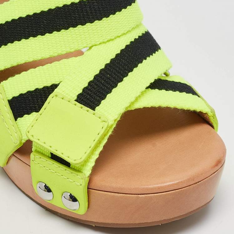 Pre Owned Marc by Marc Jacobs Green Canvas and Leather Ankle Strap Sandals Size 37