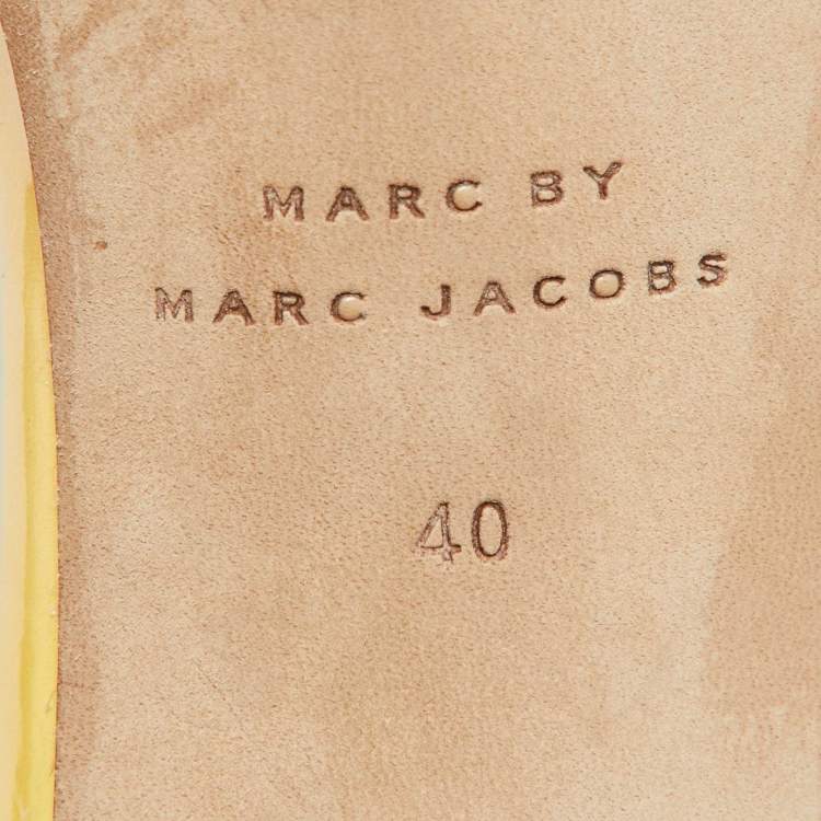 Pre Owned Marc by Marc Jacobs Beige/Yellow Patent Leather Ankle Strap Sandals Size 40