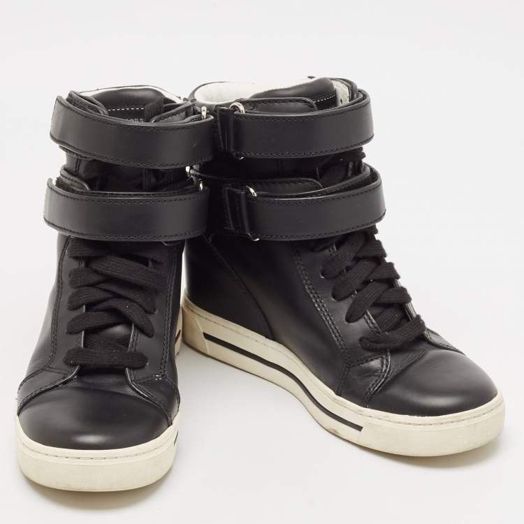 Pre Owned Marc by Marc Jacobs Black Leather High Top Sneakers Size 38