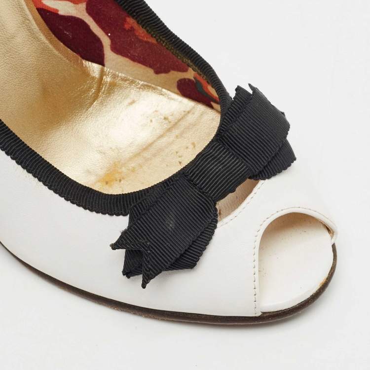 Pre Owned Marc by Marc Jacobs White/Black Leather Bow Peep Toe Pumps Size 38