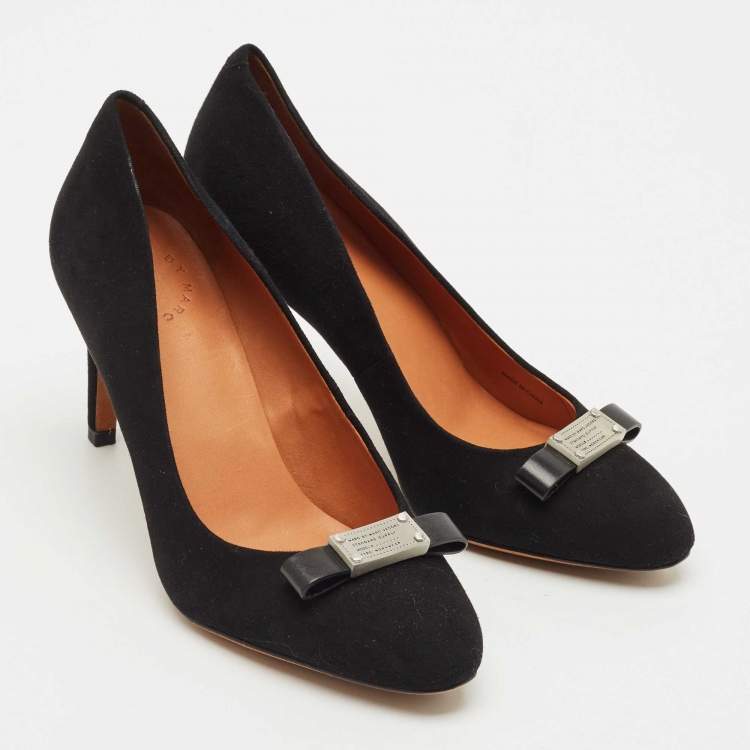 Pre Owned Marc by Marc Jacobs Black Nubuck Leather Metal Bow Pumps Size 36.5