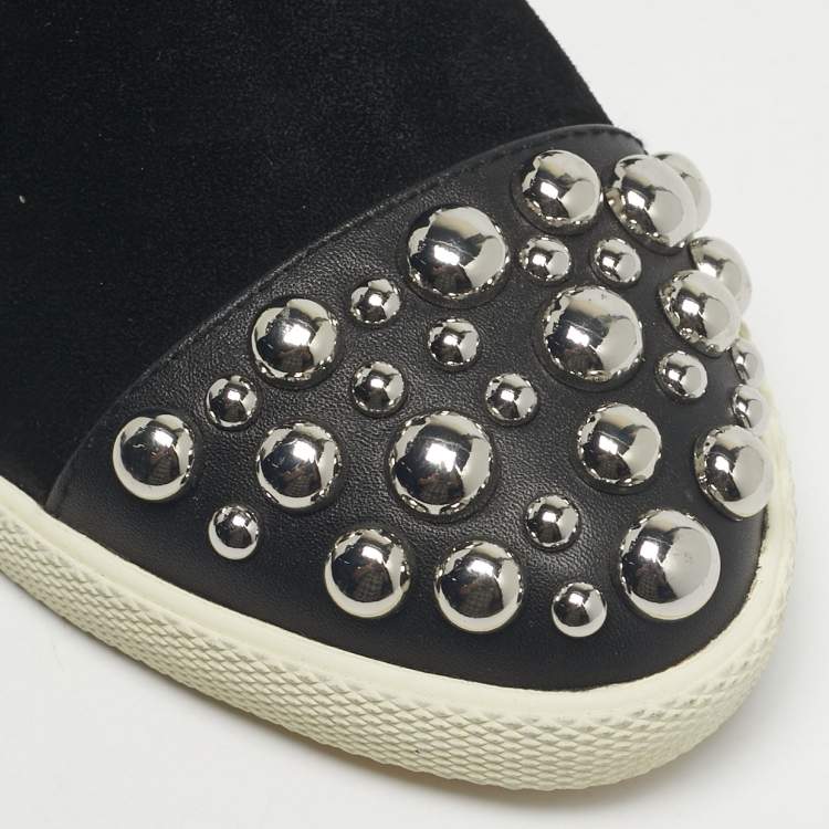 Pre Owned Marc by Marc Jacobs Black Suede and leather Studded Graham High Top Sneakers Size 37