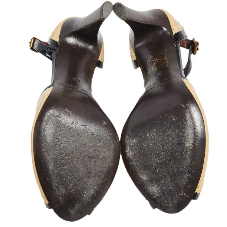 Pre Owned Marc by Marc Jacobs Black/Beige Patent Leather Ankle Strap Sandals Size 36