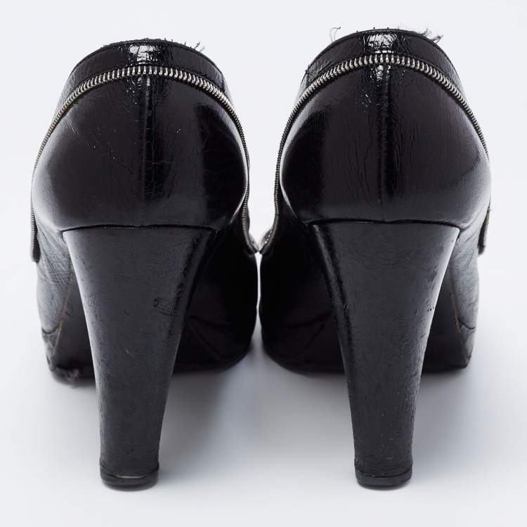 Pre Owned Marc by Marc Jacobs Black Leather Zipper Flower Pumps Size 37.5