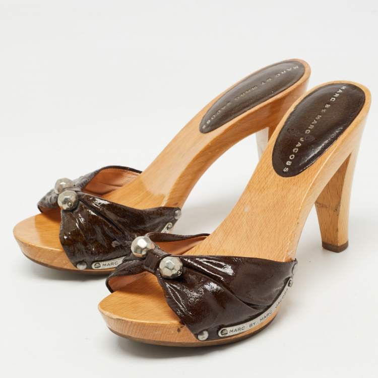 Pre Owned Marc by Marc Jacobs Brown Leather Slide Clog  Size 36