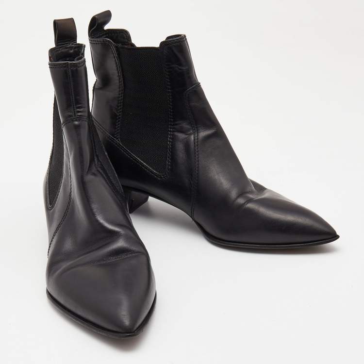 Pre Owned Marc by Marc Jacobs Black Suede Chelsea Pointed Toe Ankle Booties Size 38