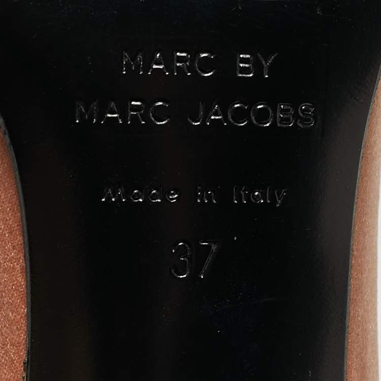 Pre Owned Marc by Marc Jacobs Tricolor Satin Peep Toe Pumps Size 37