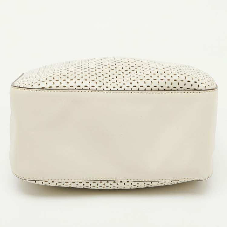Pre Owned Marc Jacobs Ivory White Perforated Leather The Soft Box 23 Shoulder Bag