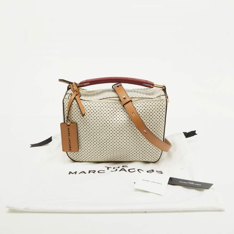 Pre Owned Marc Jacobs Ivory White Perforated Leather The Soft Box 23 Shoulder Bag