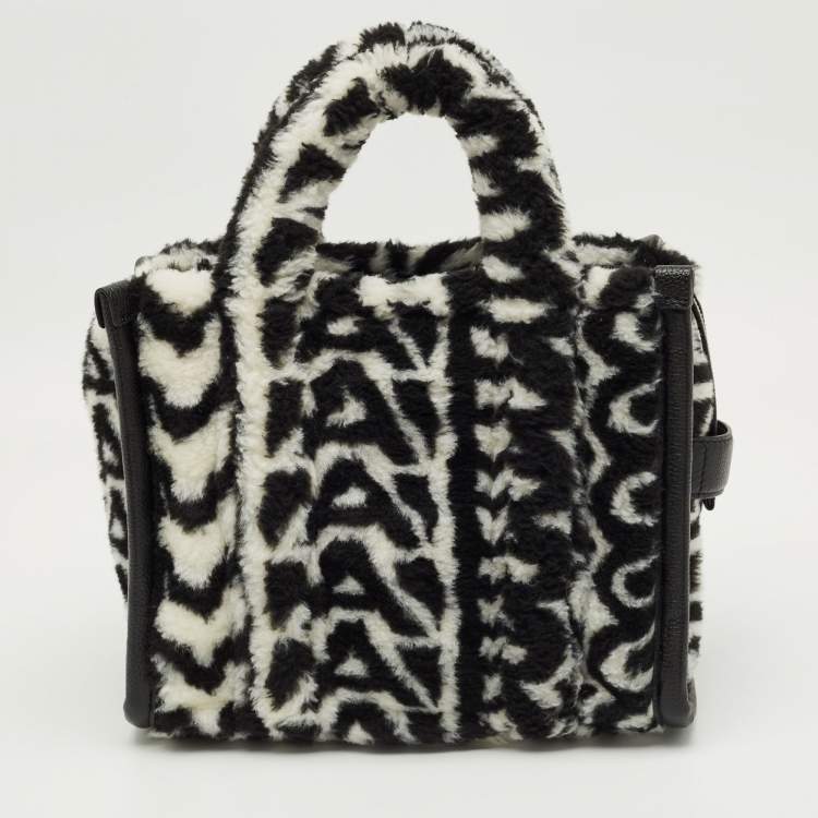 Pre Owned Marc Jacobs Black/White Monogram Faux Fur Medium The Teddy Tote 