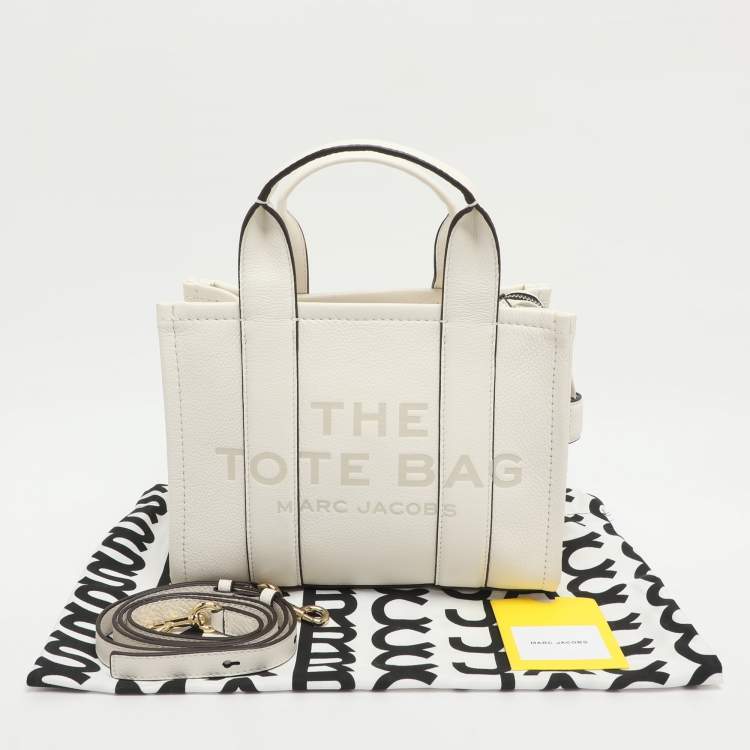 مملوكة مسبقًا Marc Jacobs The Tote Small White Leather Bag