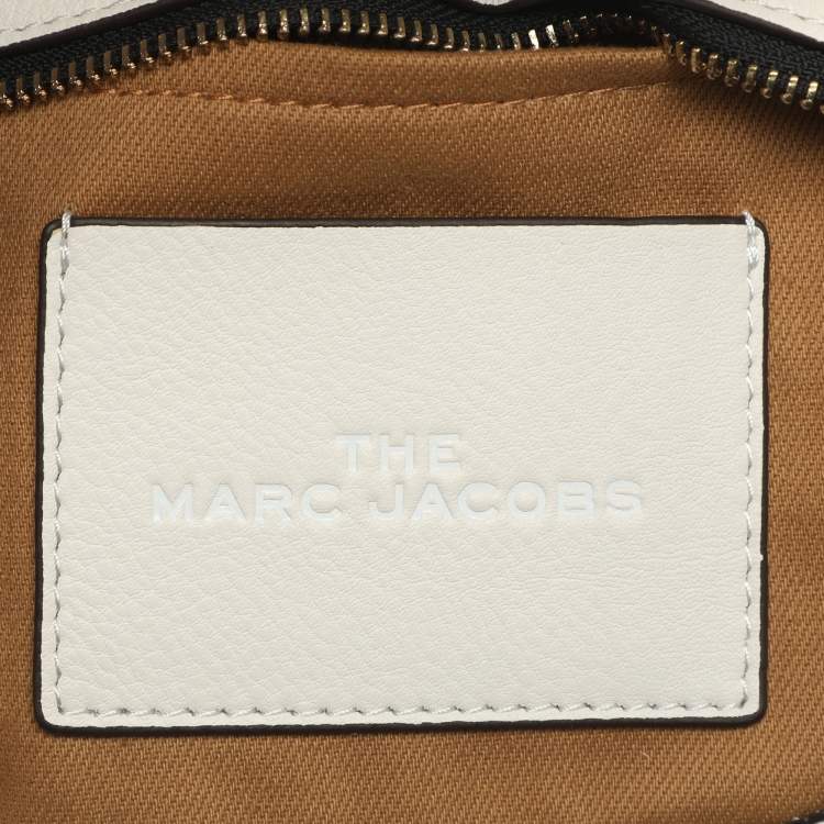 مملوكة مسبقًا Marc Jacobs The Tote Small White Leather Bag