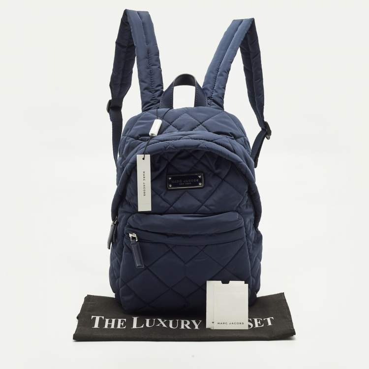 مملوكة مسبقًا Marc Jacobs Front Pocket Navy Blue Quilted Nylon Backpack