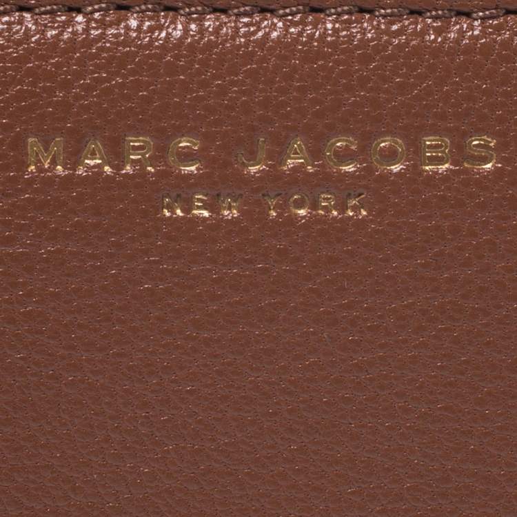 Pre Owned Marc Jacobs Caramel Brown Leather Zip Around Wallet
