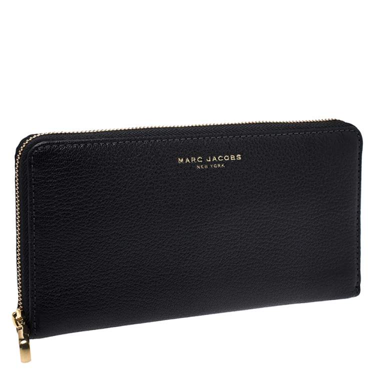 Pre Owned Marc Jacobs Black Leather Zip Around Wallet