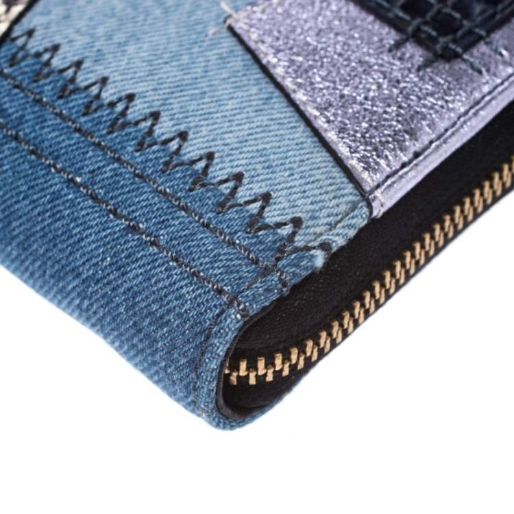 Pre Owned Marc Jacobs Blue Denim Patchwork Wristlet Zip Around Wallet