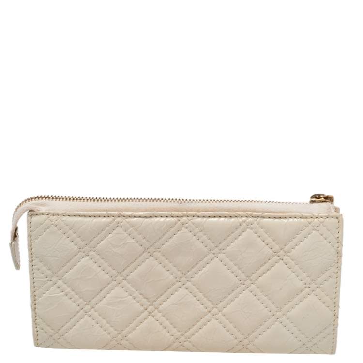 Pre Owned Marc Jacobs Cream Patent Leather Double Pocket Wallet