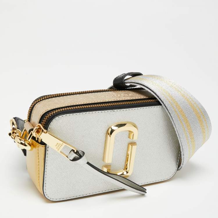 Pre Owned Marc Jacobs Silver/Gold Saffiano Leather Snapshot Camera Crossbody Bag