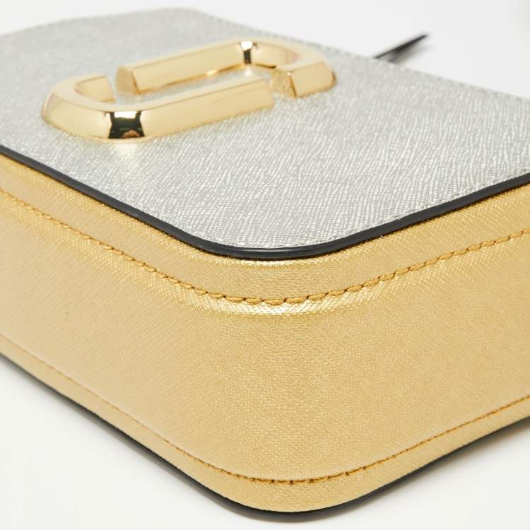 Pre Owned Marc Jacobs Silver/Gold Saffiano Leather Snapshot Camera Crossbody Bag