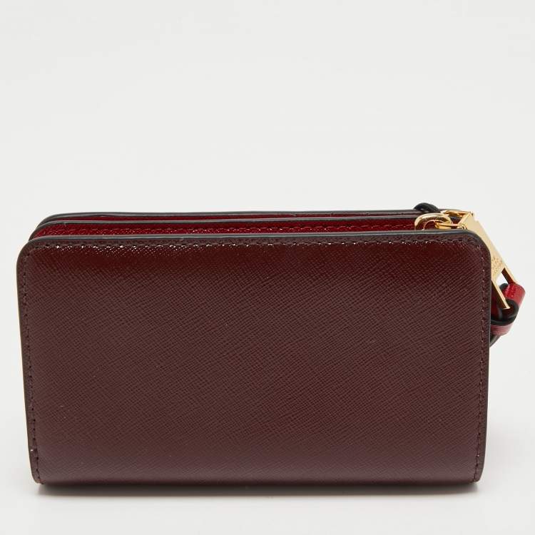 Pre Owned Marc Jacobs Tri Color Leather Snapshot Compact Wallet