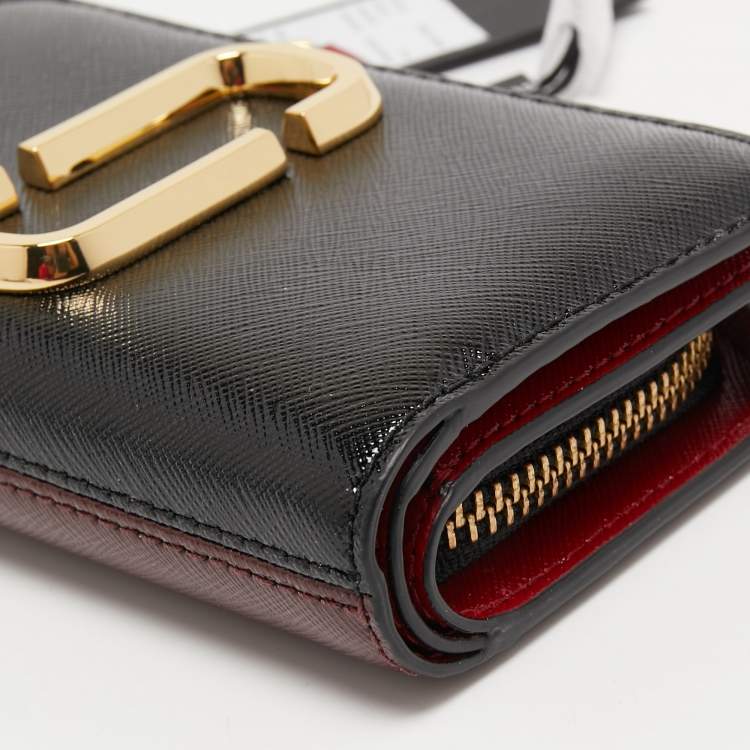 Pre Owned Marc Jacobs Tri Color Leather Snapshot Compact Wallet