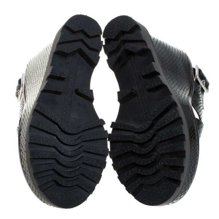 مملوكة مسبقًا Marc by Marc Jacobs Black Python Embossed Leather Irving Platform Wedge Sandals Size 35.5