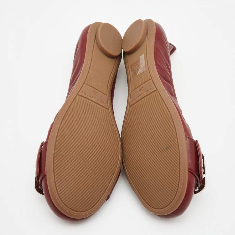 Pre Owned Marc Jacobs Burgundy Leather Buckle Detail Scrunch Ballet flats Size 36