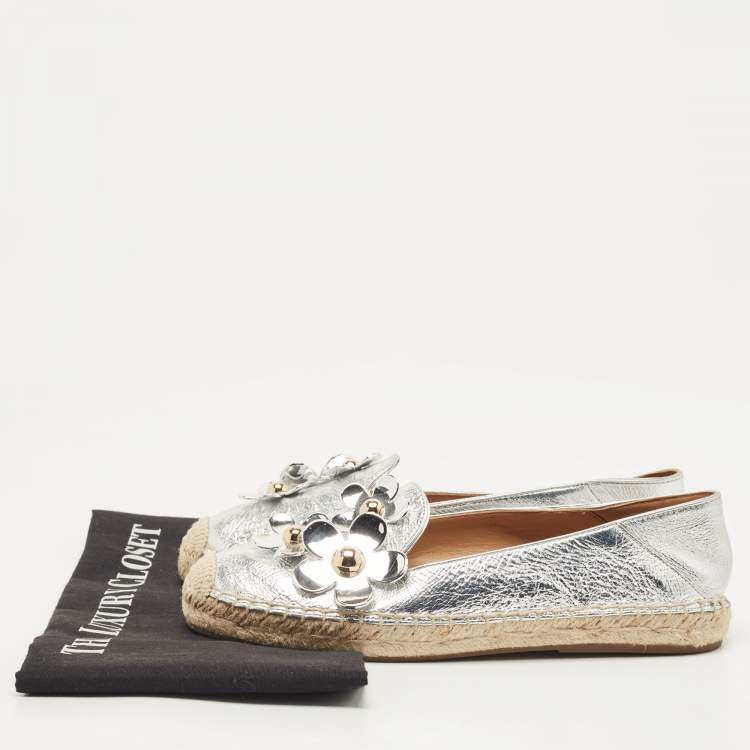 Pre Owned Marc Jacobs Silver Leather Studded Daisy Espadrille Flats Size 38