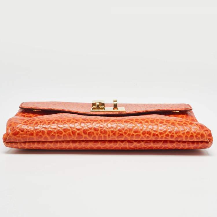 Pre Owned Marc Jacobs Orange Textured Leather Lock Flap Clutch